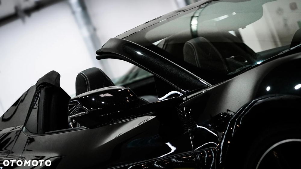 Chevrolet Corvette - 14