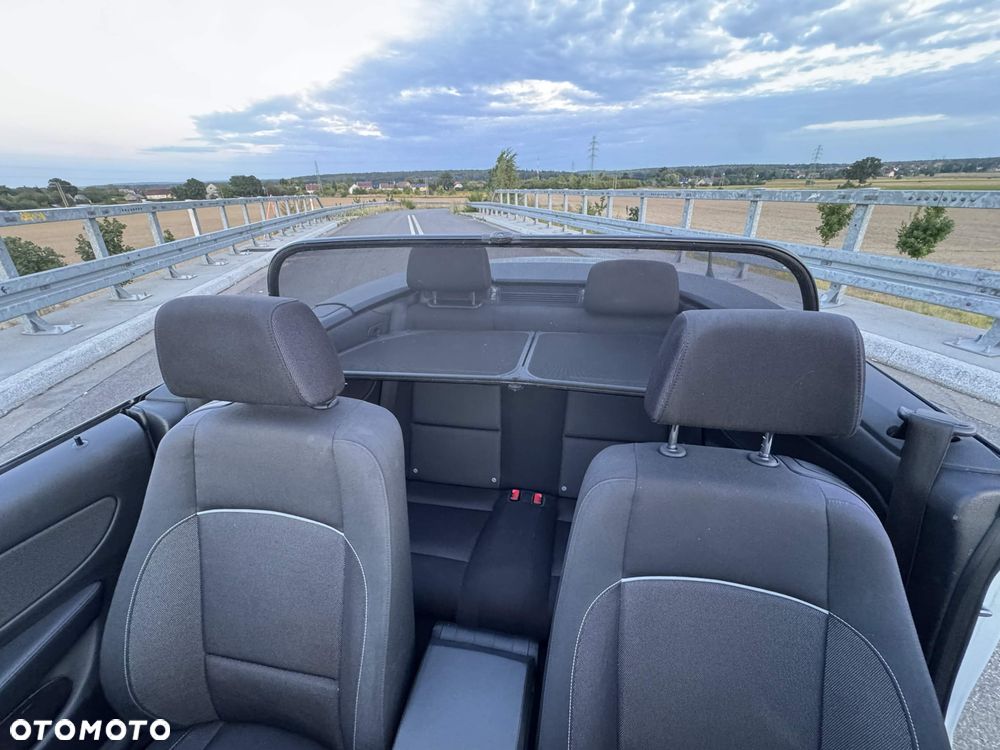 BMW Seria 1 118i - 17