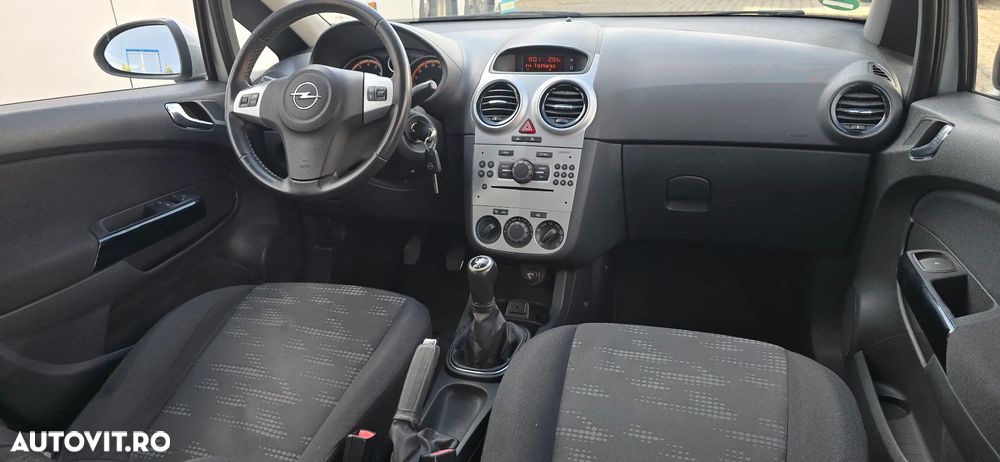 Opel Corsa 1.2 16V - 13