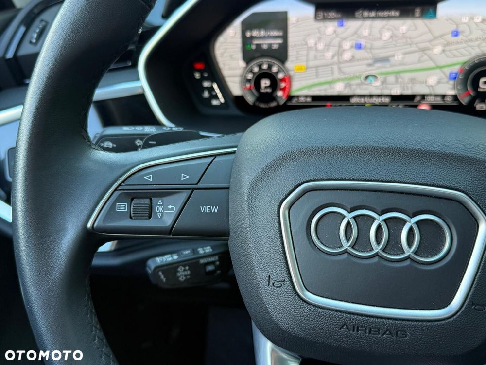 Audi Q3 Sportback - 13