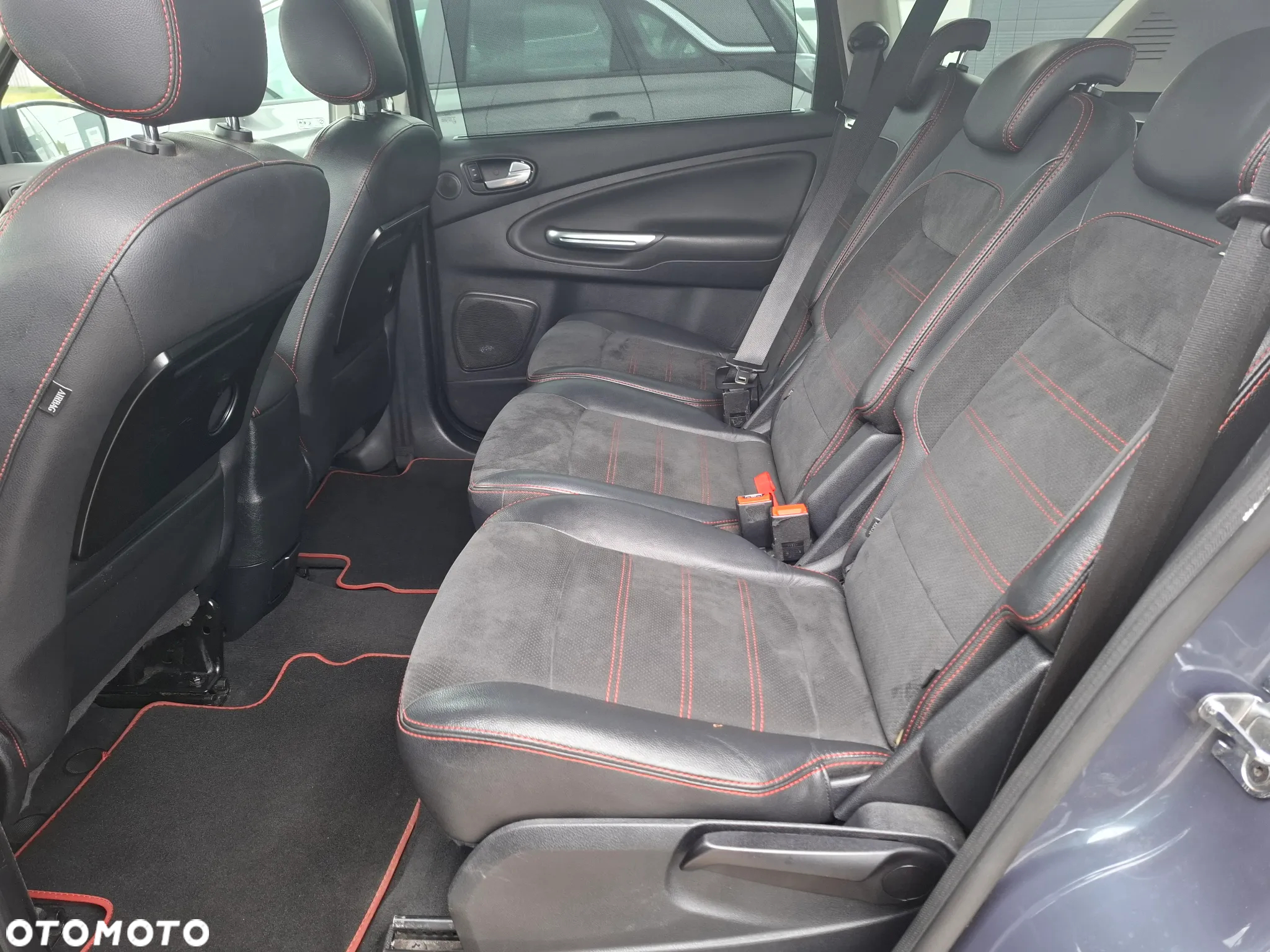 Ford S-Max 2.2 TDCi DPF Platinium X - 29