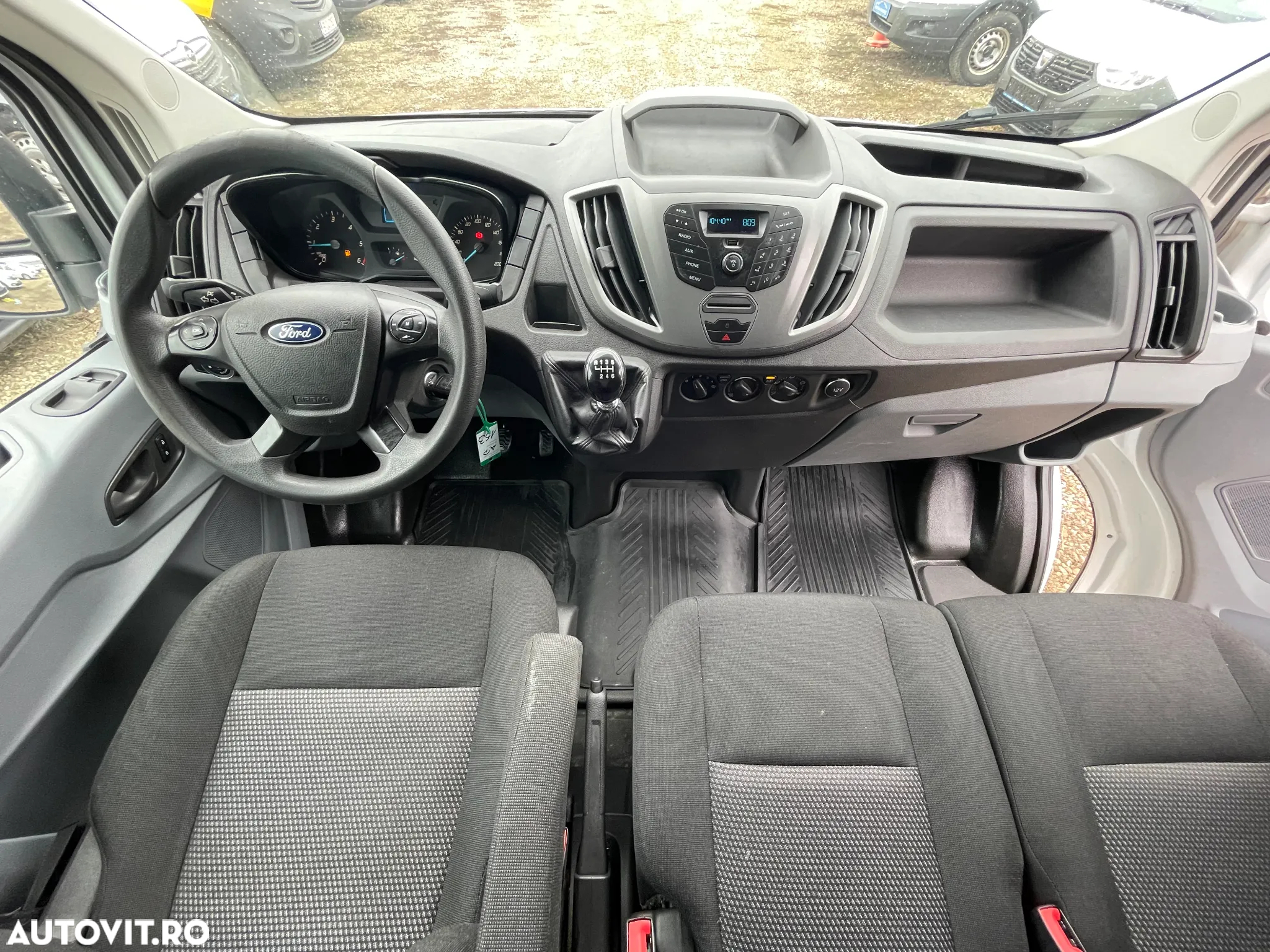 Ford Transit - 6