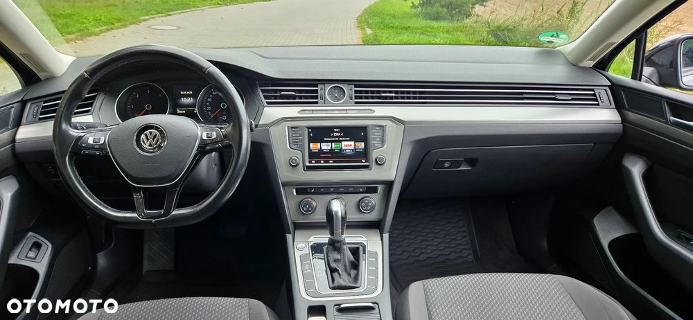 Volkswagen Passat 2.0 TDI EVO Elegance DSG - 8