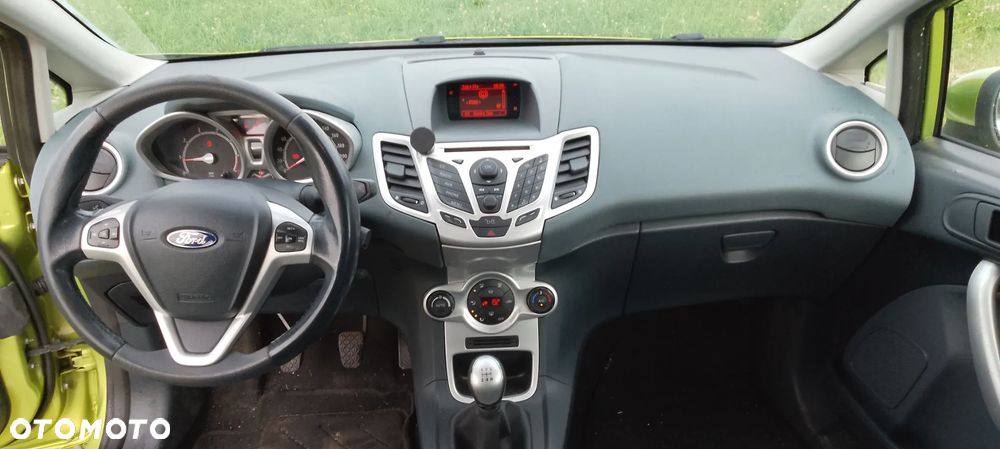 Ford Fiesta 1.25 Titanium - 9