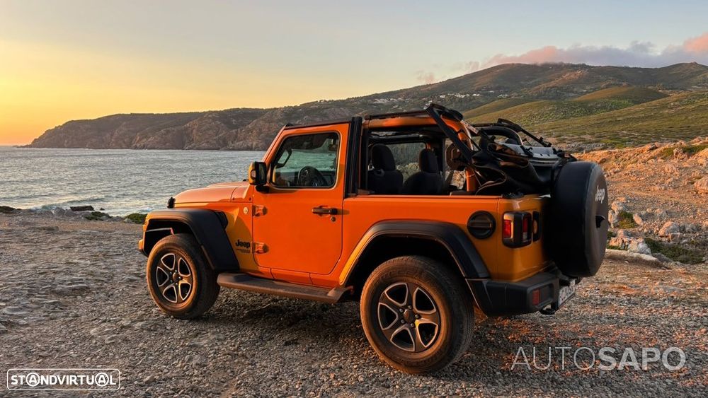 Jeep Wrangler - 13