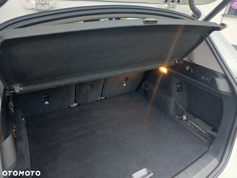 BMW X1 xDrive18d - 28