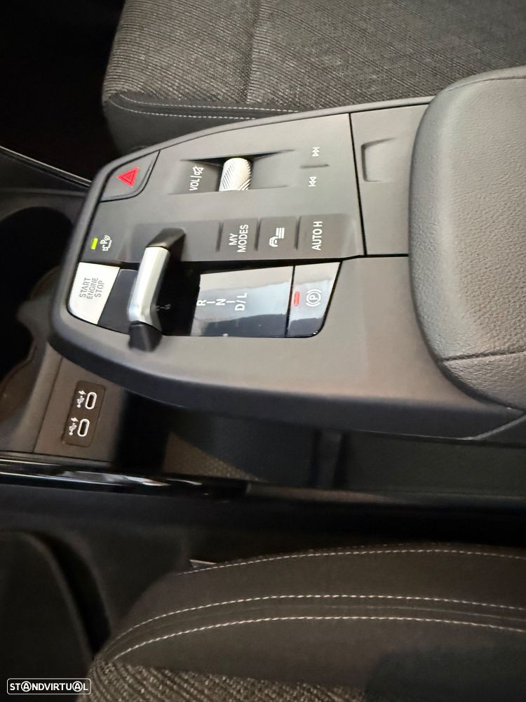 BMW 225xe Active Tourer - 10