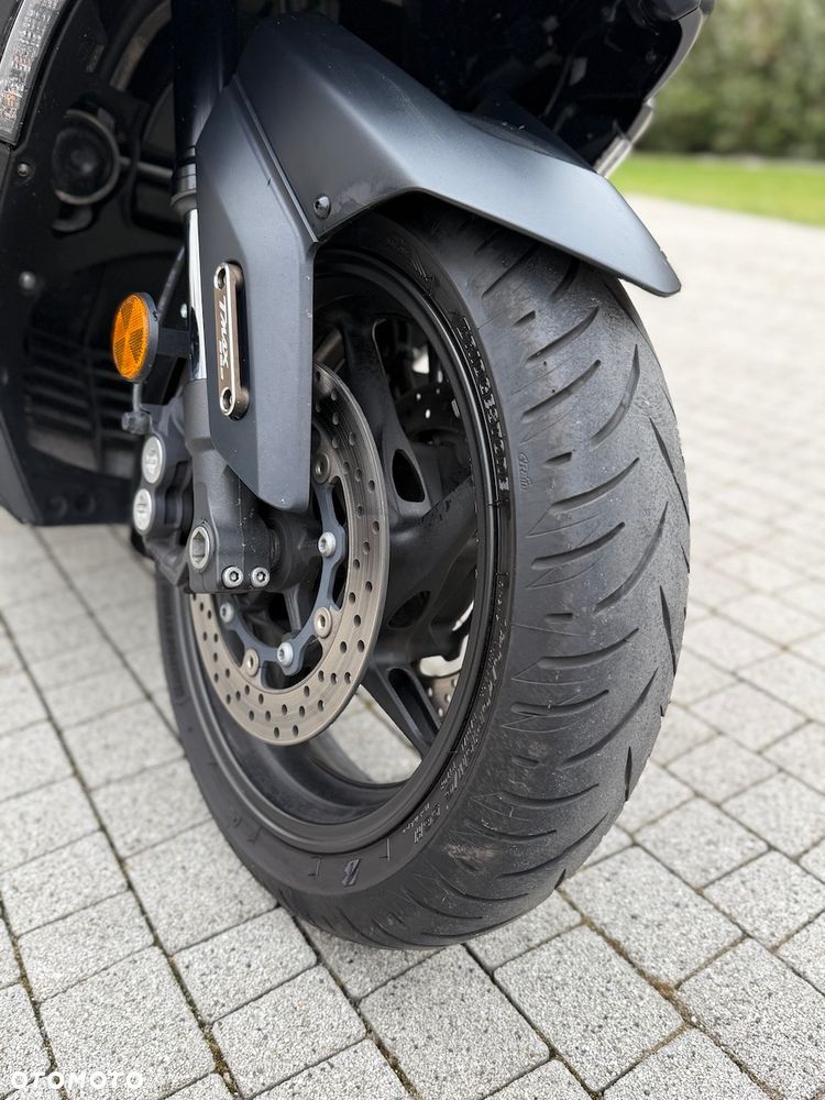 Yamaha Tmax - 14