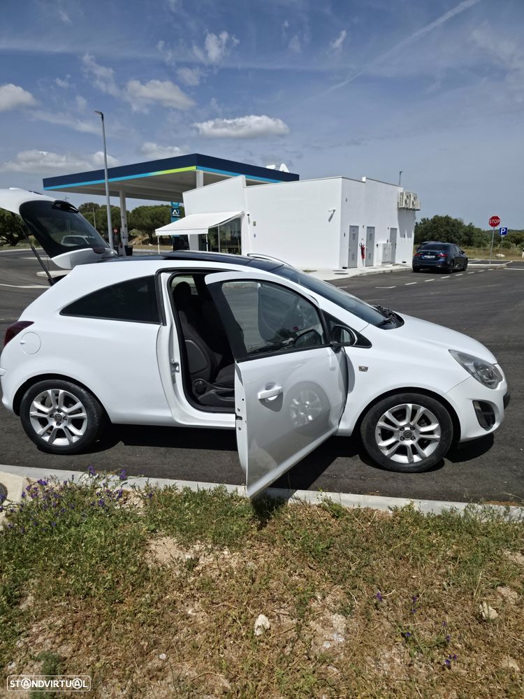 Opel Corsa 1.2 Street Edition - 11