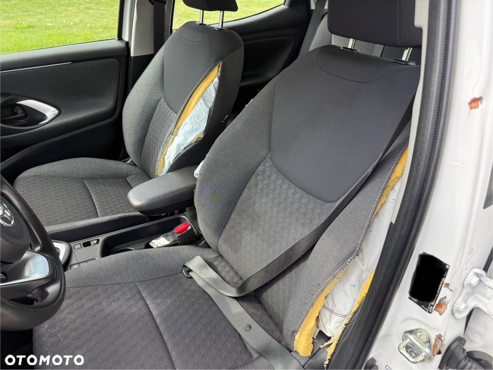 Toyota Yaris - 19