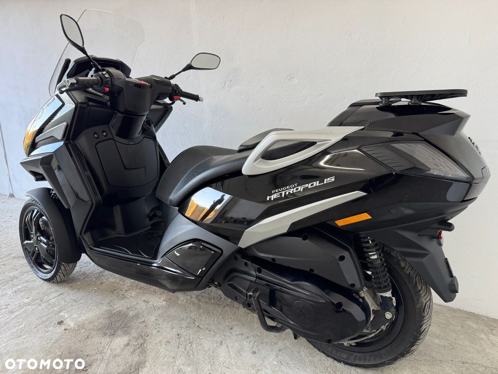 Peugeot Metropolis - 9