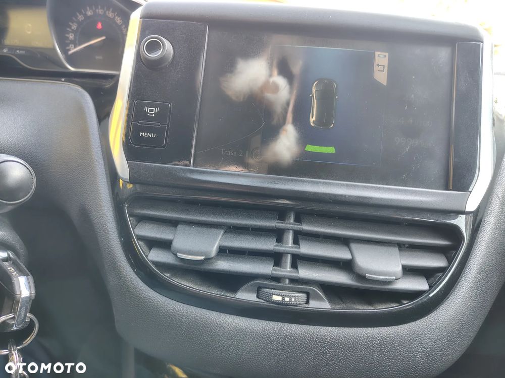 Peugeot 208 e-HDi FAP 92 Stop&Start Allure - 12