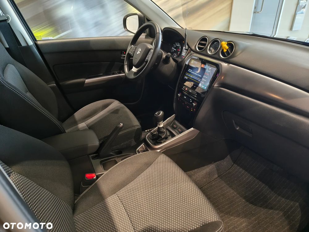 Suzuki Vitara 1.4 Boosterjet mHEV Premium Plus 2WD - 17