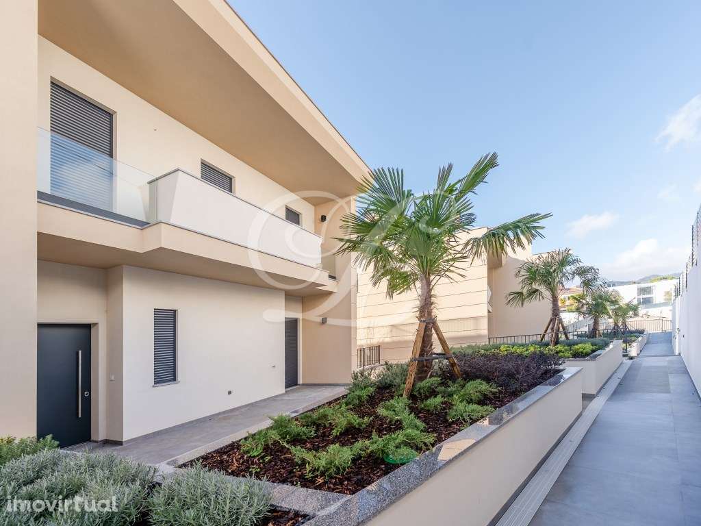 Moradia T4 c/ piscina e rooftop | Cascais - Grande imagem: 3/43