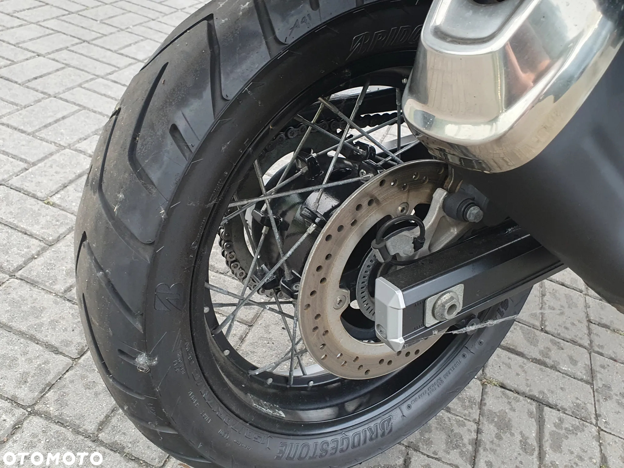 Suzuki V-STROM - 14