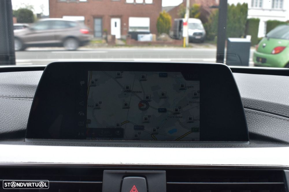 BMW 316 d Pack M - 9