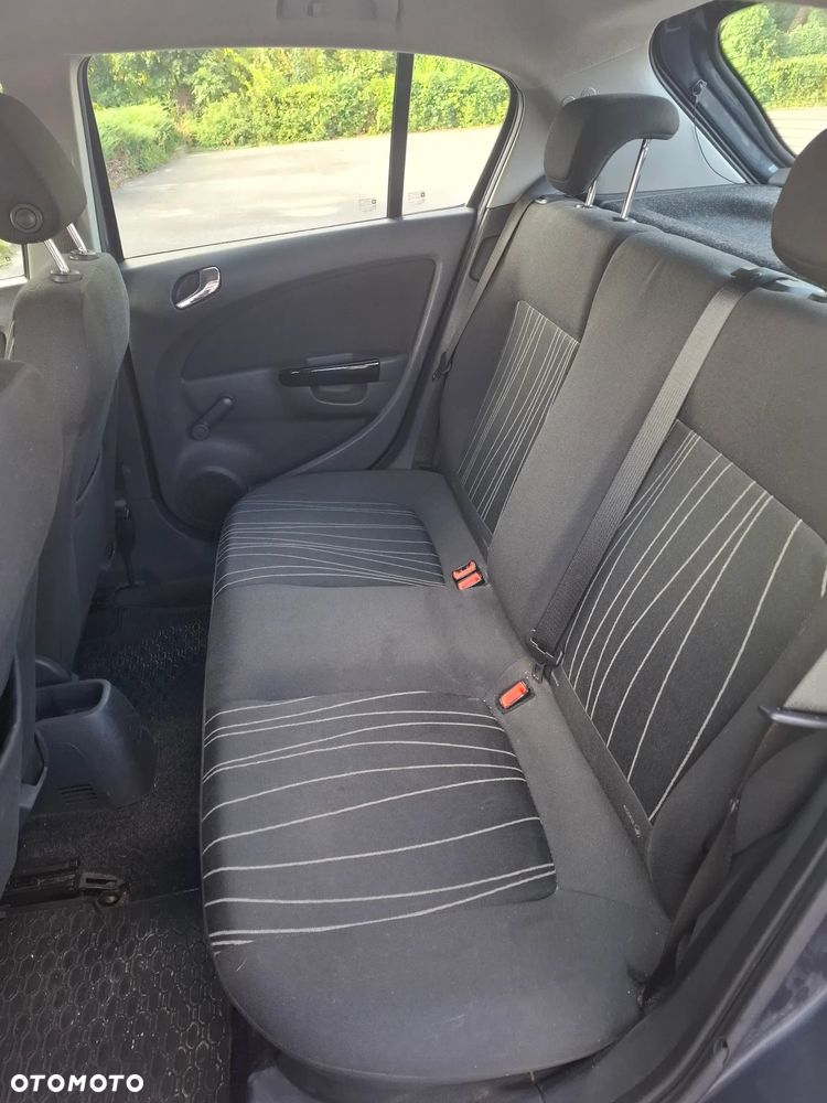Opel Corsa 1.2 16V Enjoy - 11