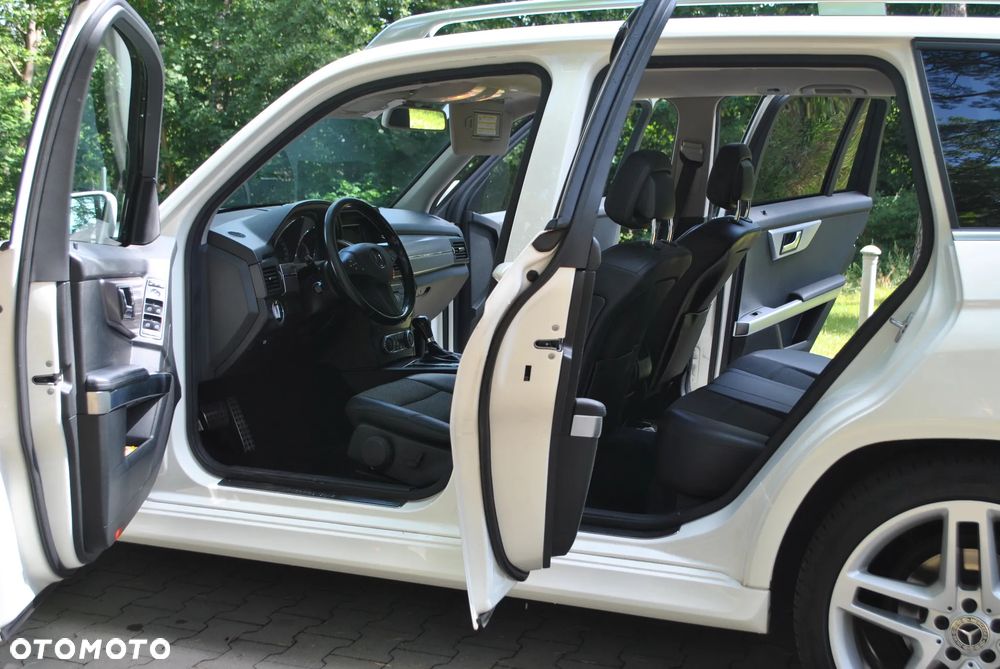 Mercedes-Benz GLK 220 CDI DPF 4Matic BlueEFFICIENCY 7G-TRONIC - 9