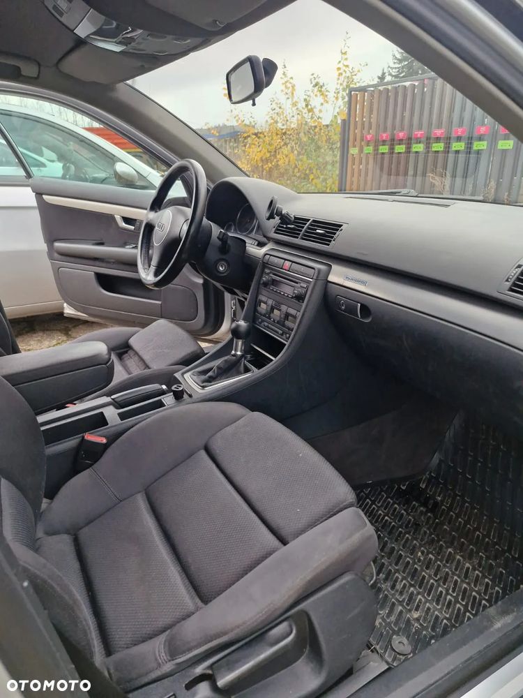 Audi A4 Avant 1.8 T quattro - 13