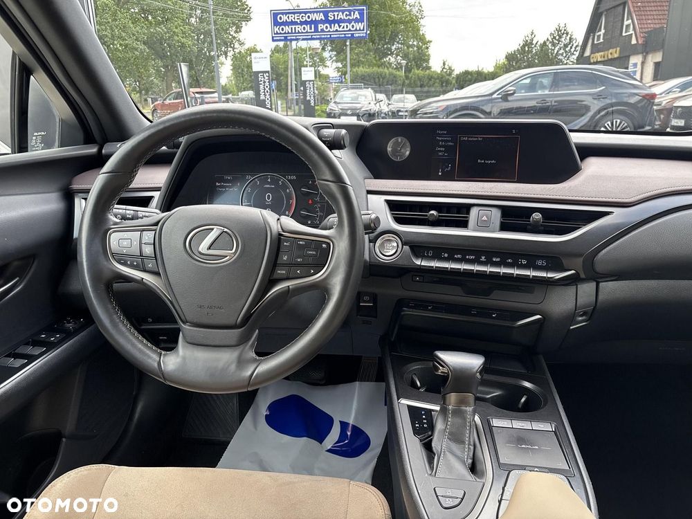 Lexus UX 200 Optimum 2WD - 11