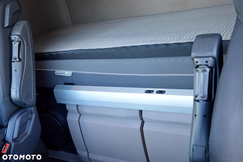 DAF XG+ 530 / ZF INTARDER / KLIMA POST. / FULL LED / ALUFELGI - 29