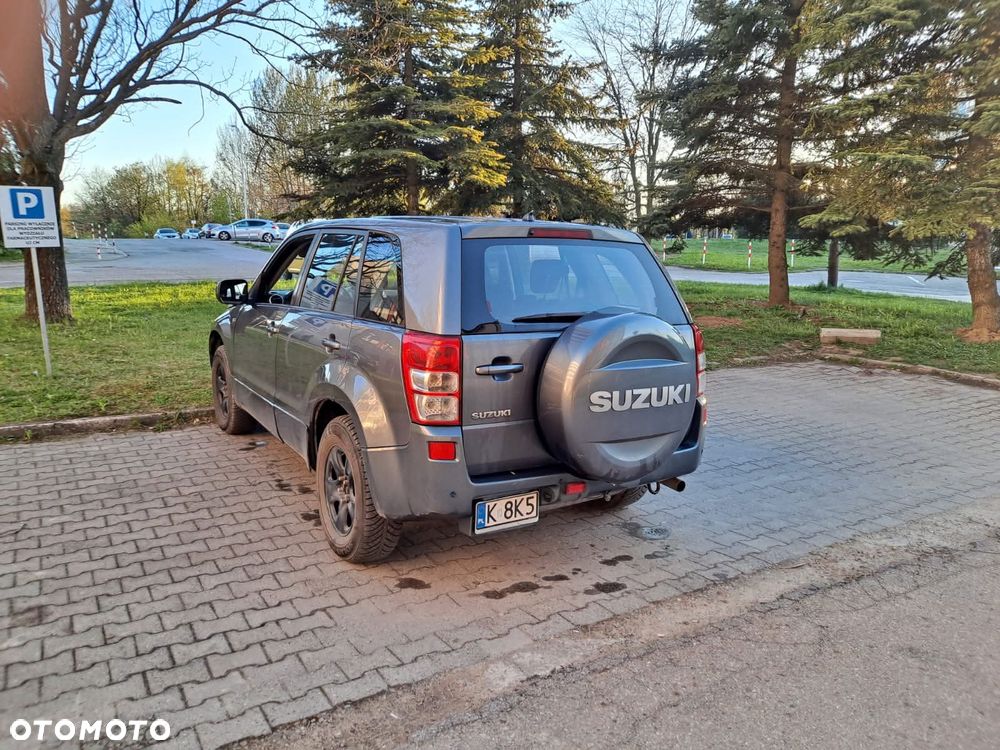 Suzuki Grand Vitara 2.7 V6 - 8