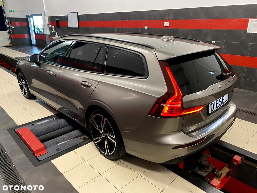 Volvo V60 D3 Geartronic Momentum Pro - 9