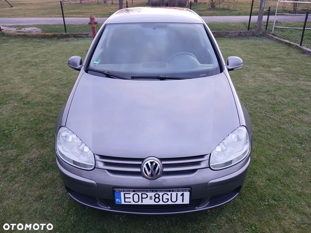 Volkswagen Golf 2.0 FSI Comfortline - 3