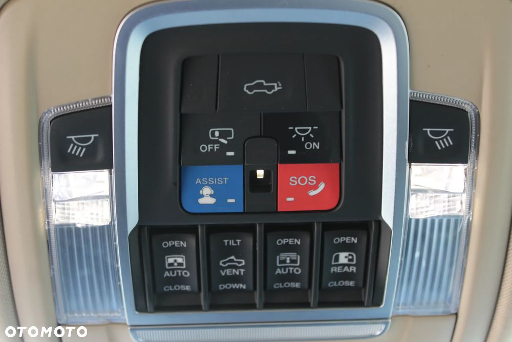 RAM 1500 5.7 Crew Cab Limited - 36