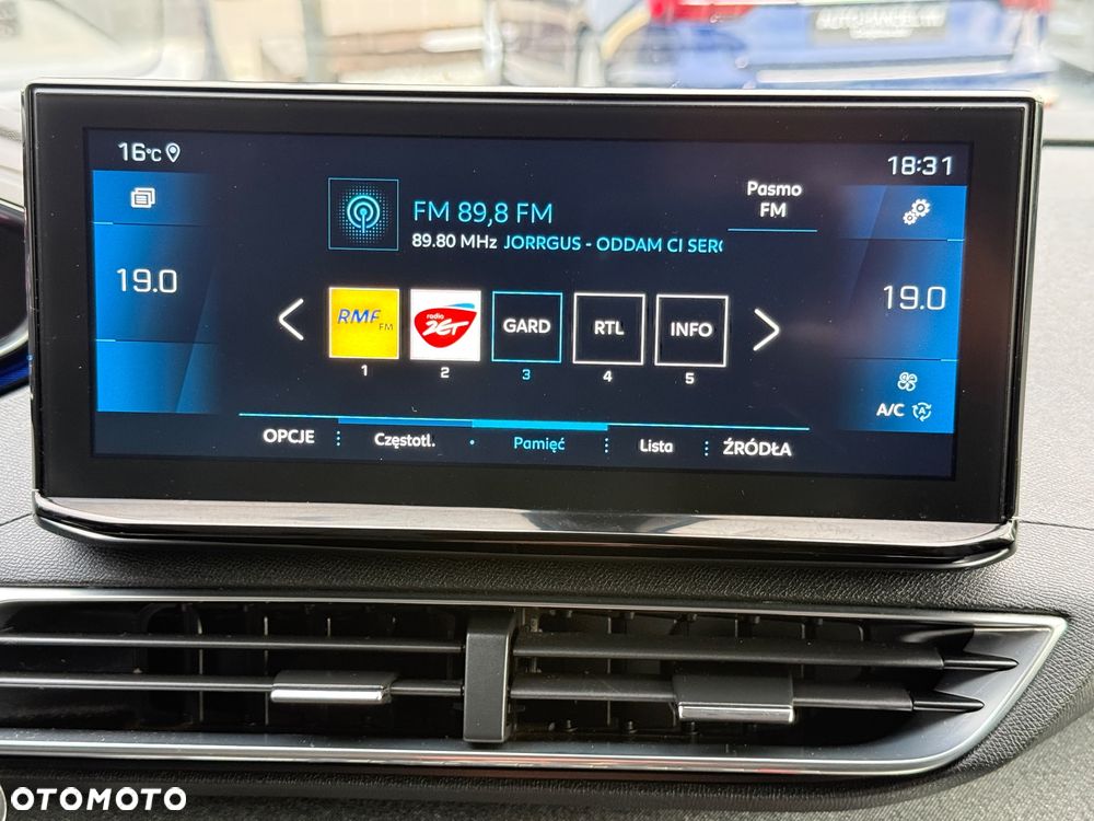 Peugeot 3008 BlueHDi 130 Stop & Start EAT8 GT Pack - 29