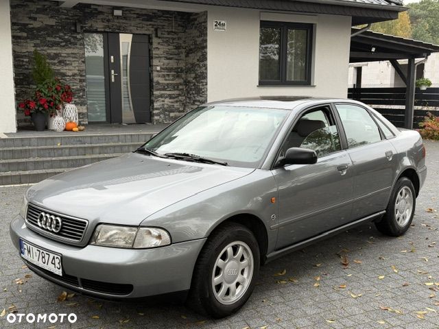 Audi A4 Limousine