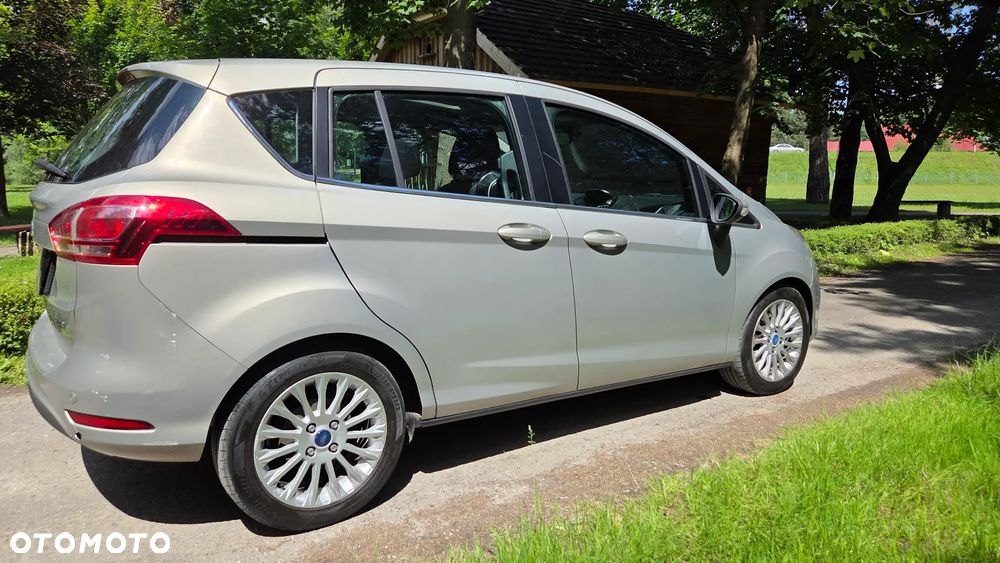 Ford B-MAX - 13