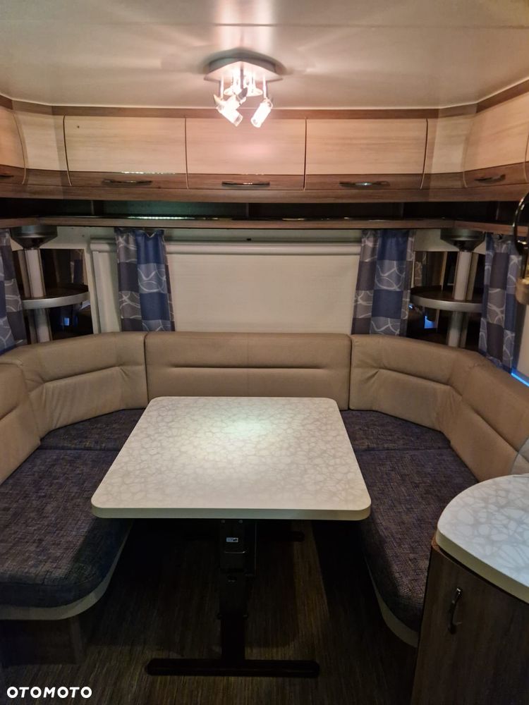 Hobby De Luxe  560 - 6