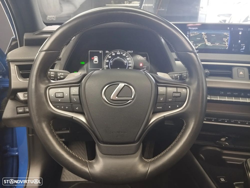 Lexus UX Luxury+TAE+JLL18 — fotografia 28