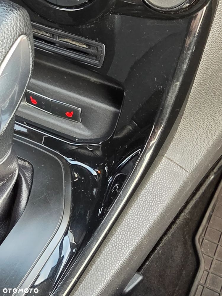 Ford Fiesta 1.0 EcoBoost Powershift Individual - 28