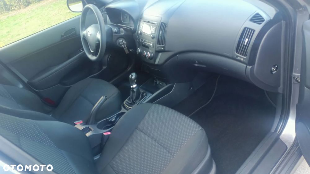 Hyundai i30 1.4 Edition 20 - 24