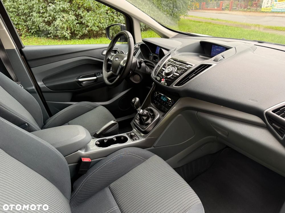 Ford C-MAX 2.0 TDCi Titanium - 29