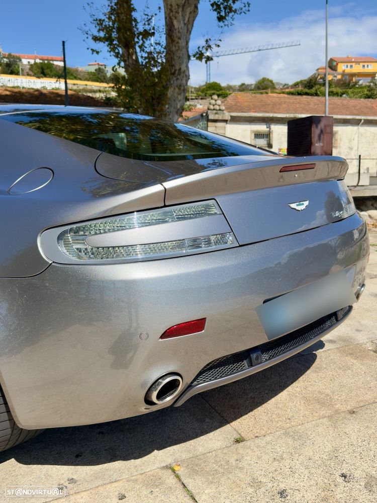 Aston Martin Vantage Coupe V8 Sportshift - 6
