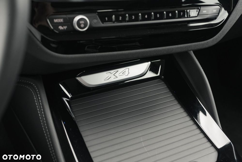BMW X4 xDrive20d mHEV sport - 31