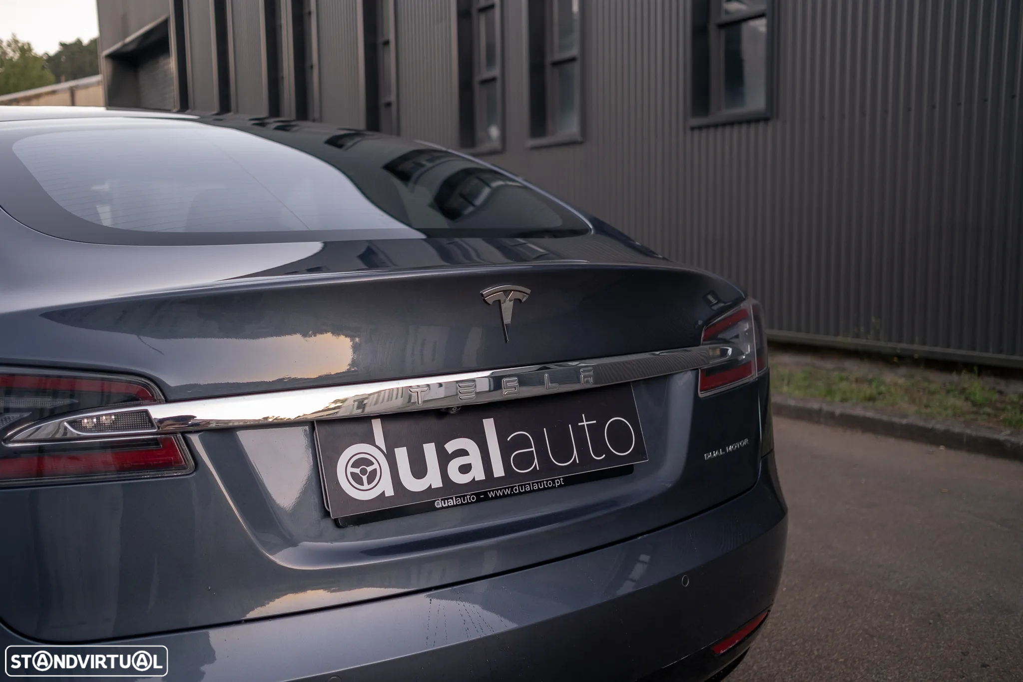 Tesla Model S Long Range - 20