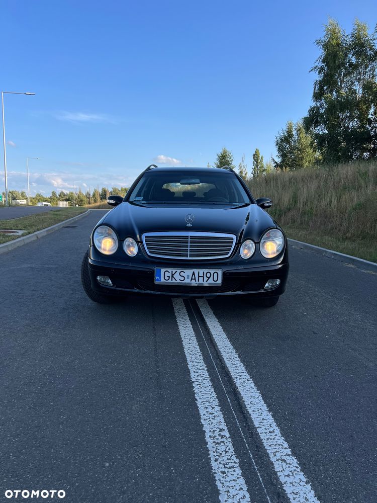 Mercedes-Benz Klasa E 270 CDI T Classic - 21