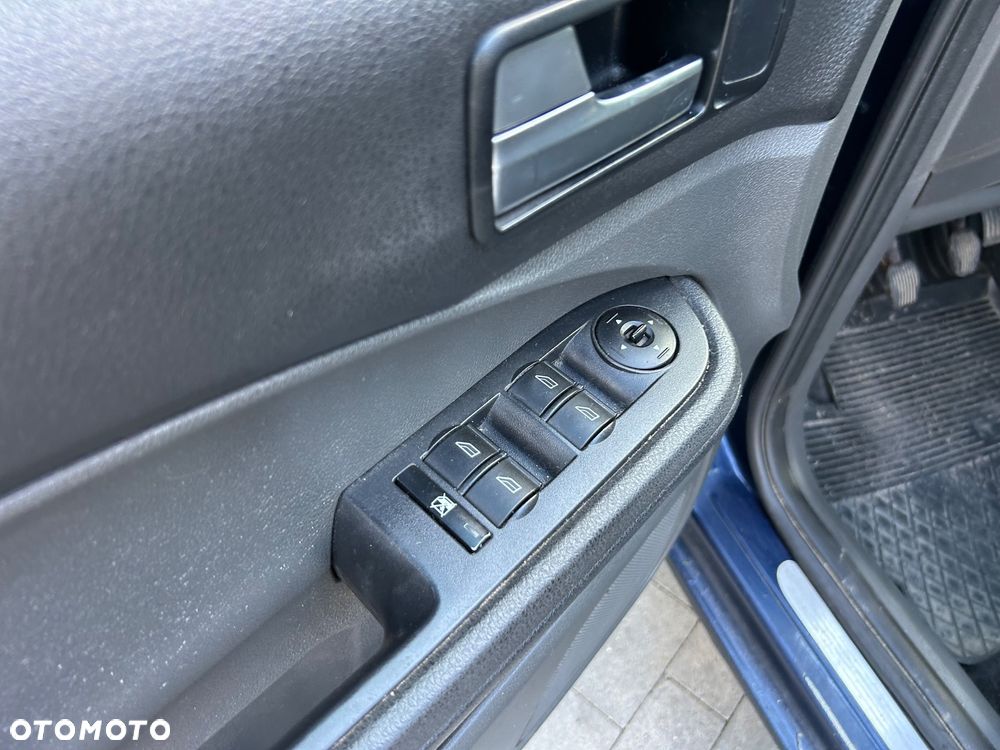 Ford Focus C-Max 1.6 Ti-VCT Ghia - 16