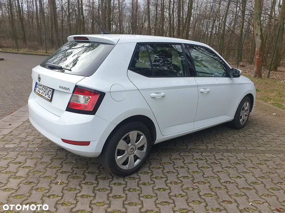 Skoda Fabia 1.0 Active - 4