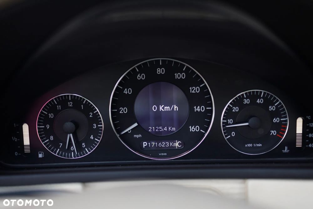 Mercedes-Benz CLK 350 7G-TRONIC Elegance - 10
