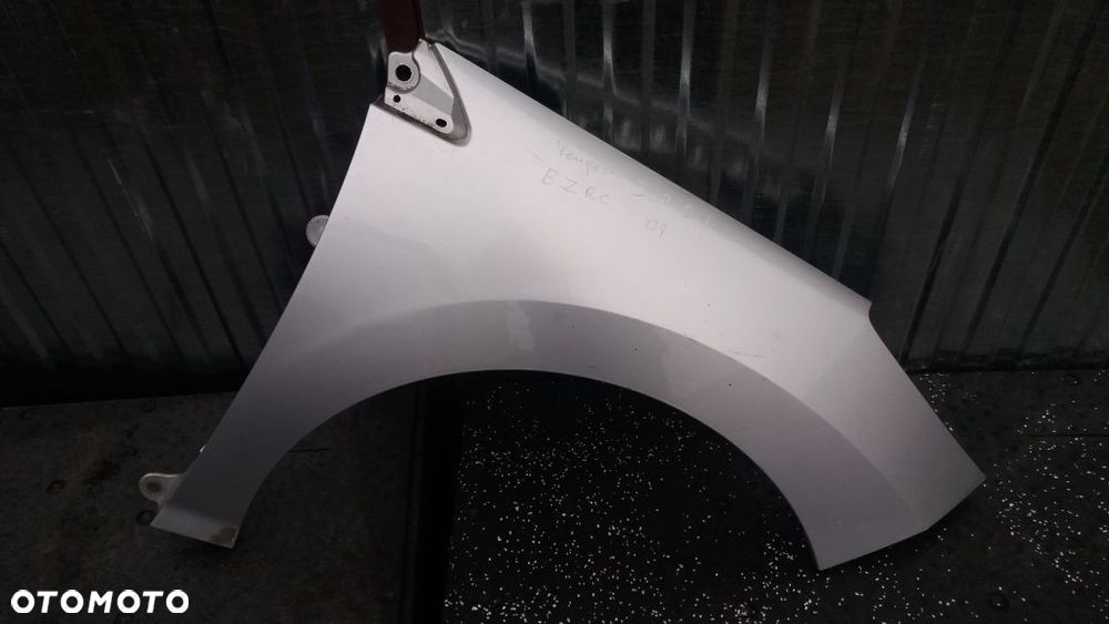 BŁOTNIK PRZÓD PRAWY PEUGEOT 307 EZRC - 1