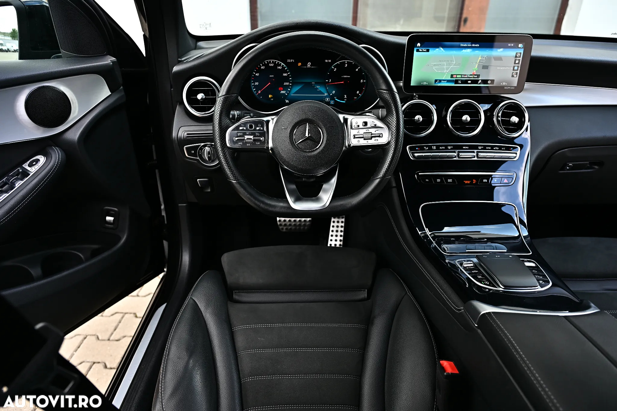 Mercedes-Benz GLC 220 d 4Matic 9G-TRONIC Edition AMG Line - 29