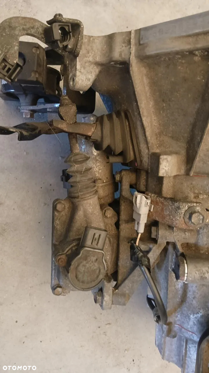 SKRZYNIA BIEGÓW YARIS II 06-09R 1.4 D4D MMT - 3