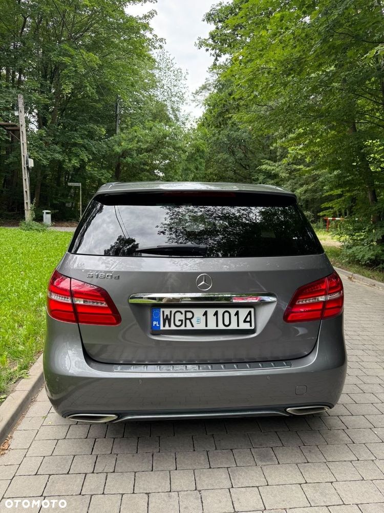 Mercedes-Benz Klasa B 180 (CDI) d 7G-DCT AMG Line - 3