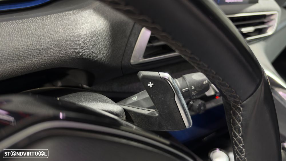Peugeot 3008 PureTech 130 Stop & Start GPF EAT8 Allure - 21
