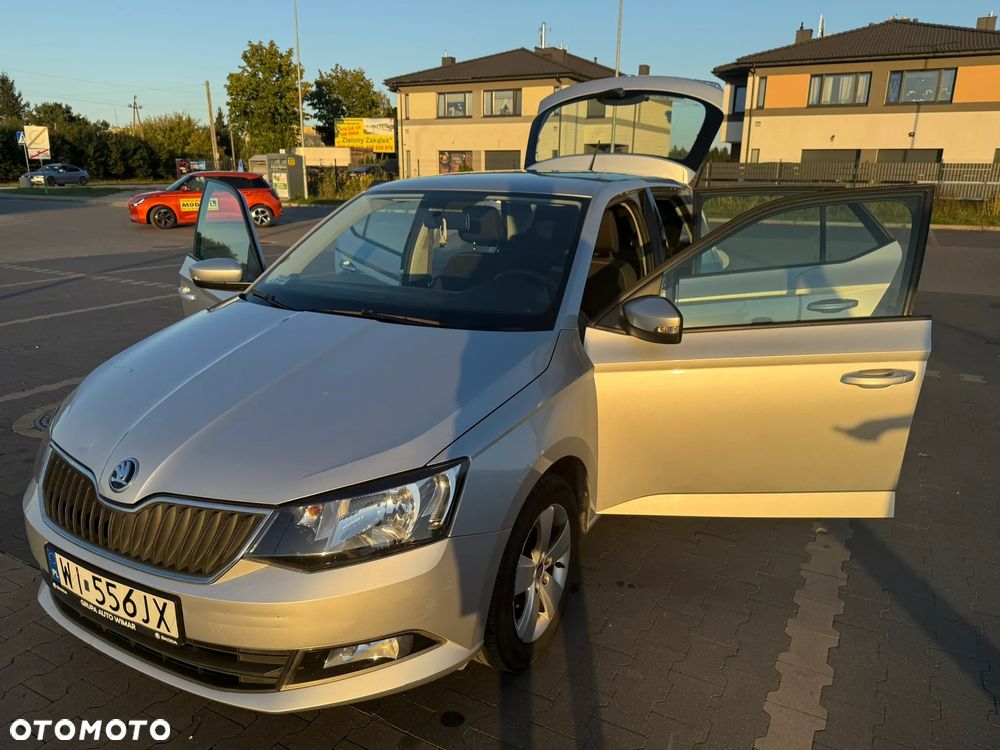 Skoda Fabia 1.0 Ambition - 32